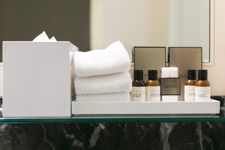 Os produtos que o cabelo loiro precisa (e os que não valem o dinheiro)